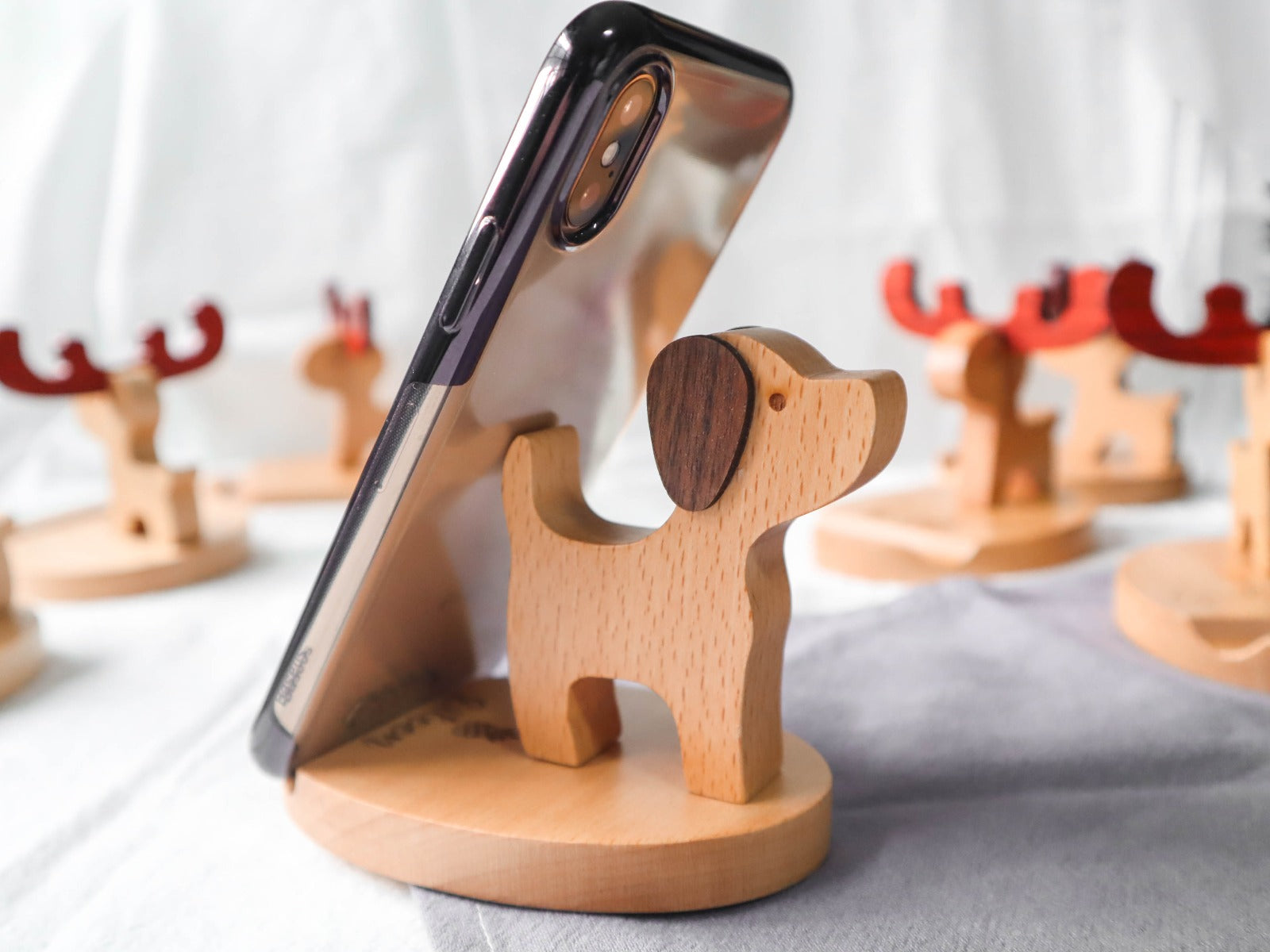 Personalised Dog Handphone Stand - Obbo.SG