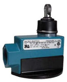 BZV6-2RN81 - Compact Enclosed Switch Cross Roller Plunger SPDT 15A 250V (Flange)