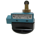 BZV6-2RQ8 - Compact Enclosed Switch Roller Plunger SPDT 15A 250V (Flange)